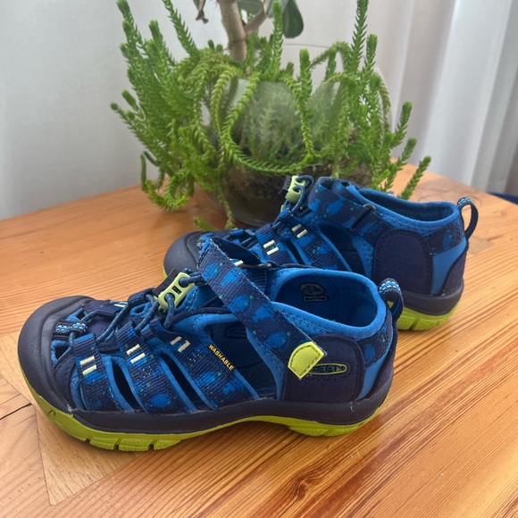 Keen Newport Sandal - Picture 2 of 8